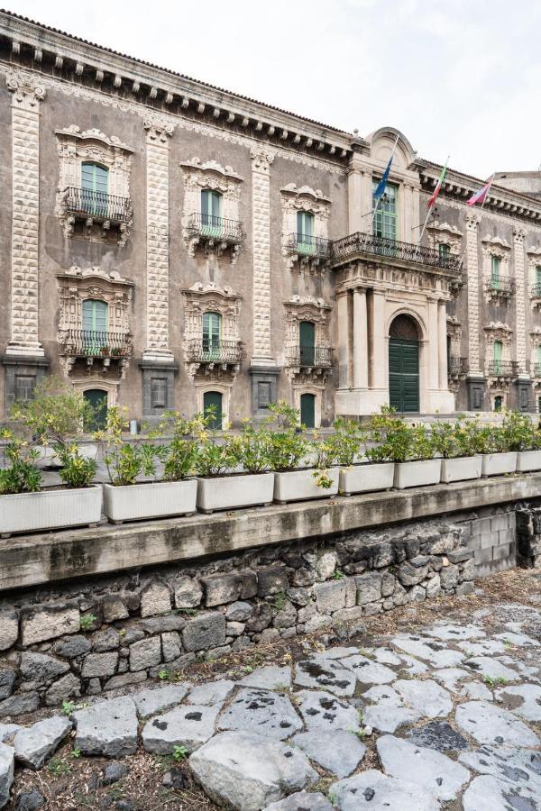 Вилла Benedettini Charming House Катания Экстерьер фото