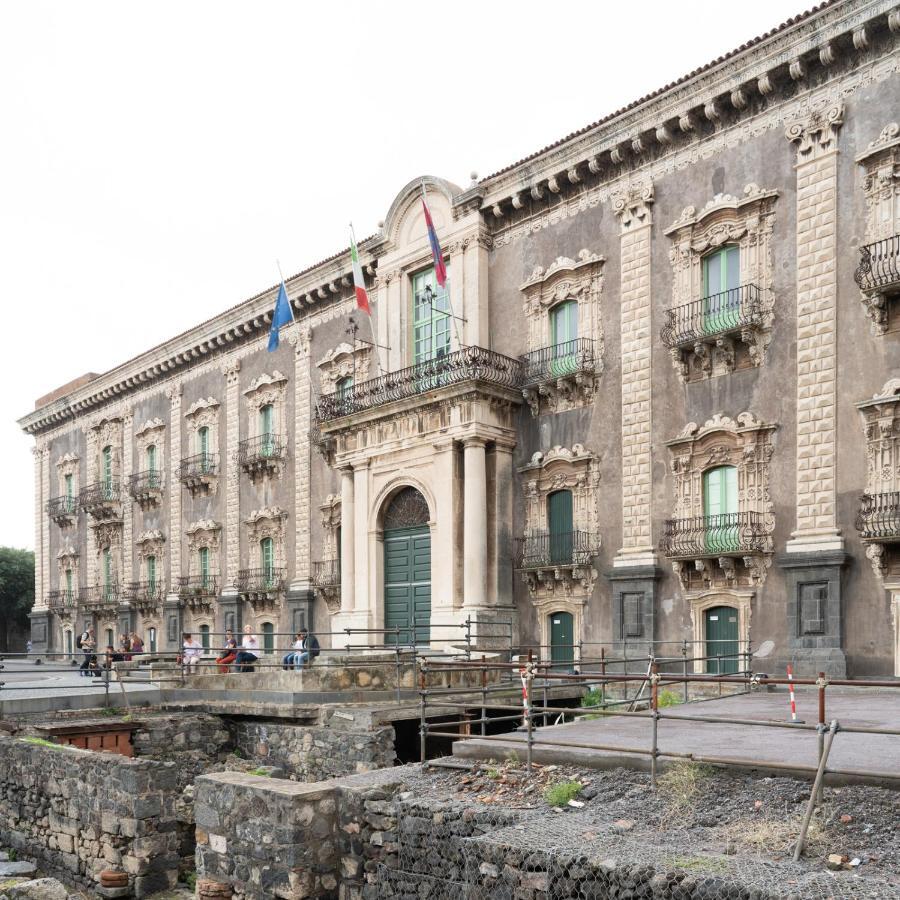 Вилла Benedettini Charming House Катания Экстерьер фото